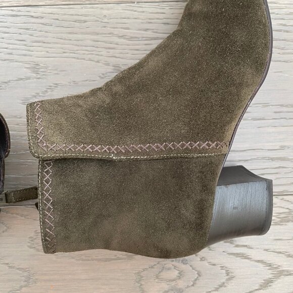Aquatalia Block Heel Almond Toe Suede Leather Boots Side Zip Olive Green Sz 9 - Picture 10 of 15